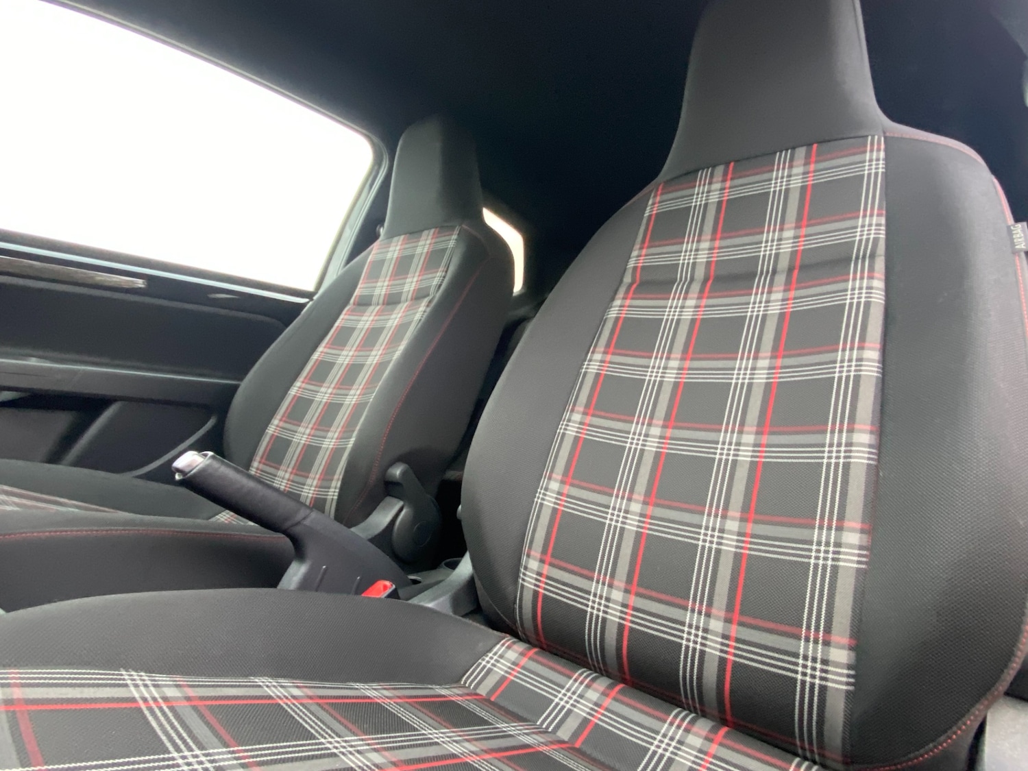 Used Volkswagen up! 2020 for sale - 76525800: Photo 5