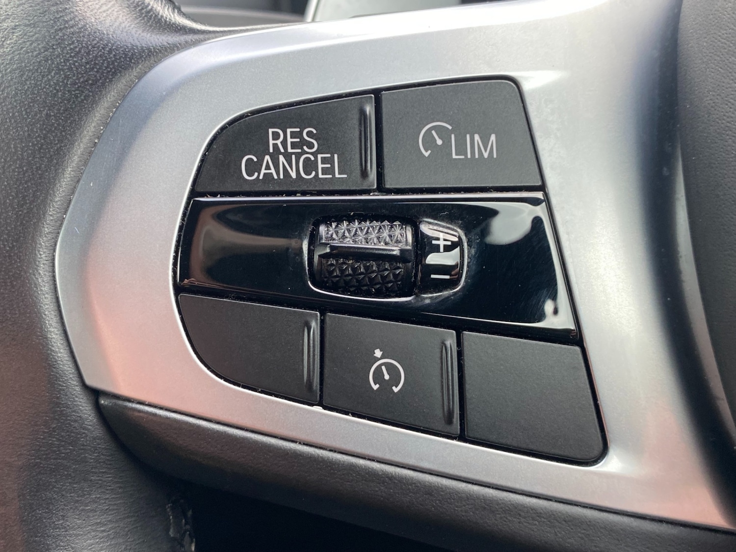 Used BMW 5 Series 2020 for sale - 77536275: Photo 36