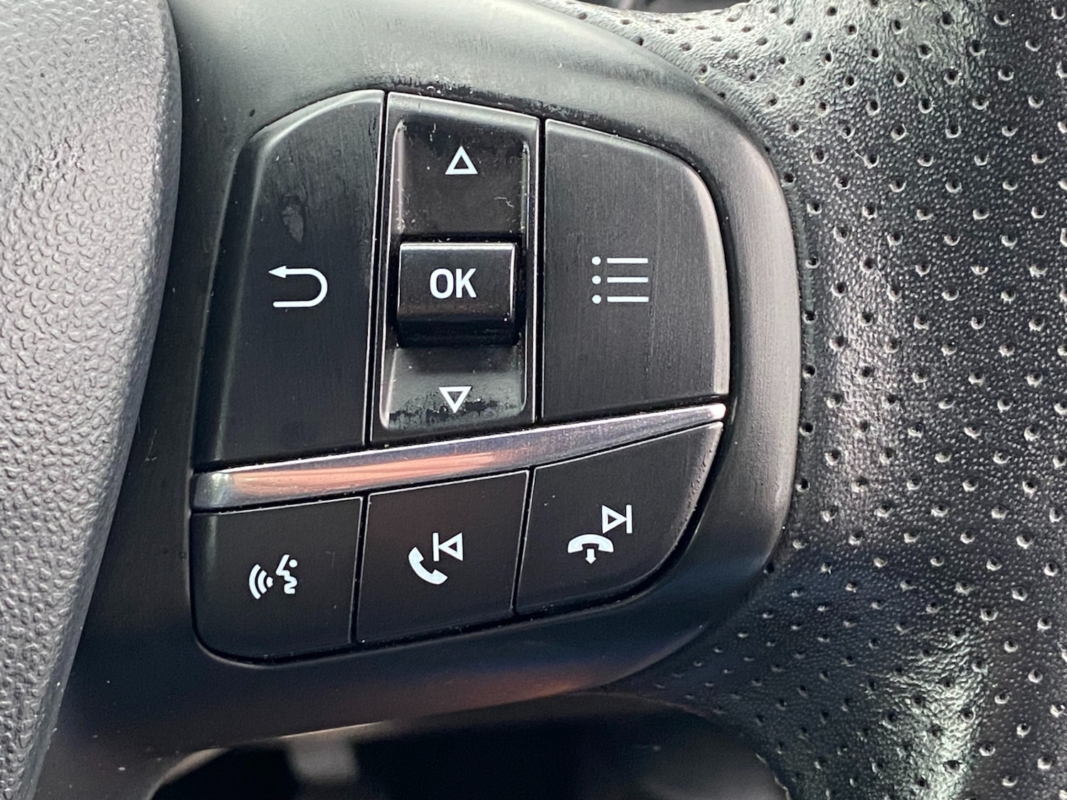 Used Ford Fiesta 2017 for sale - 77597553: Photo 28