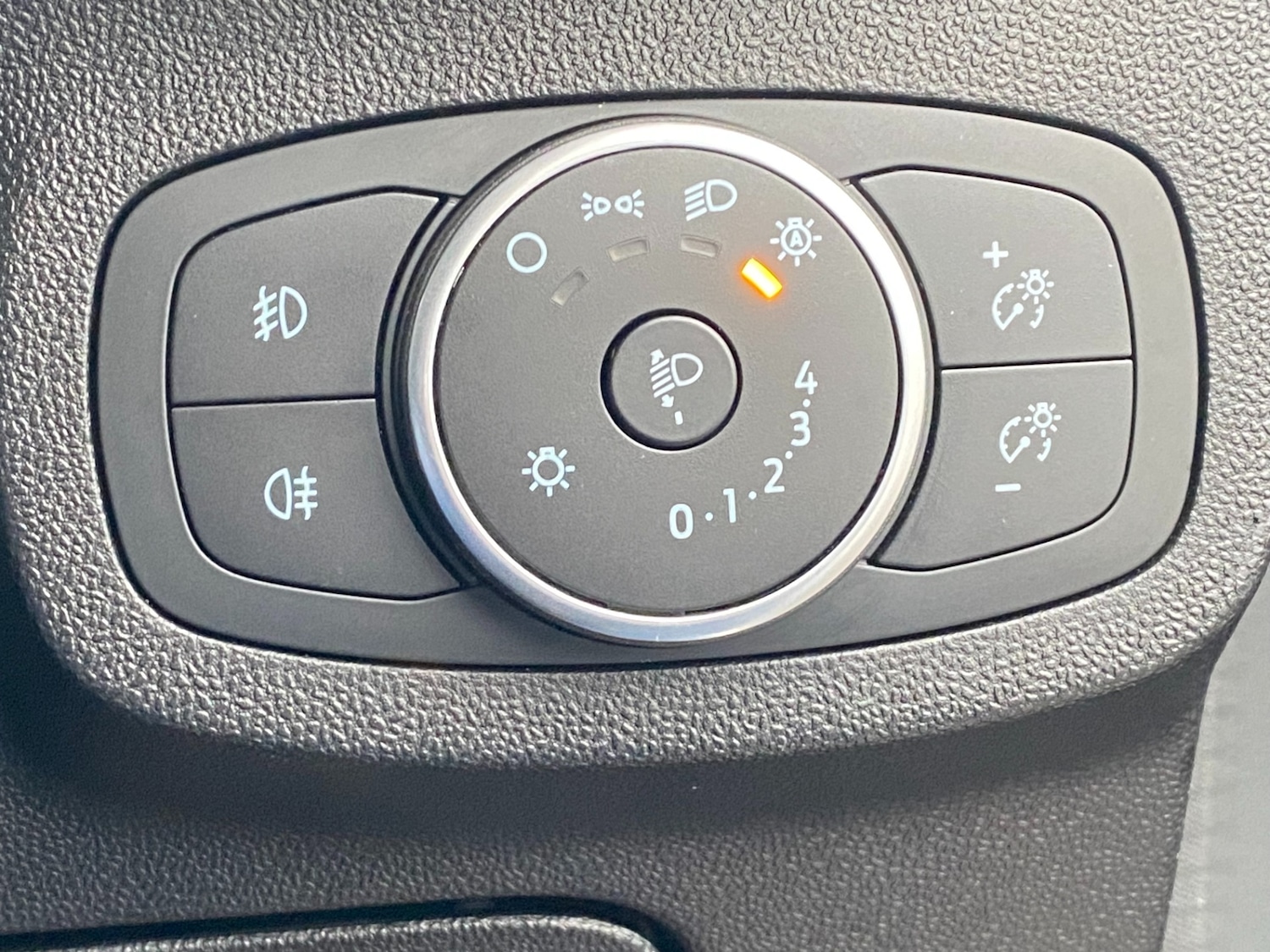 Used Ford Fiesta 2017 for sale - 77597553: Photo 39