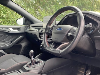 Used Ford Focus 2019 for sale - 78805136: Photo