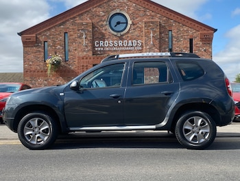 Used Dacia Duster 2017 for sale - 79463807: Photo