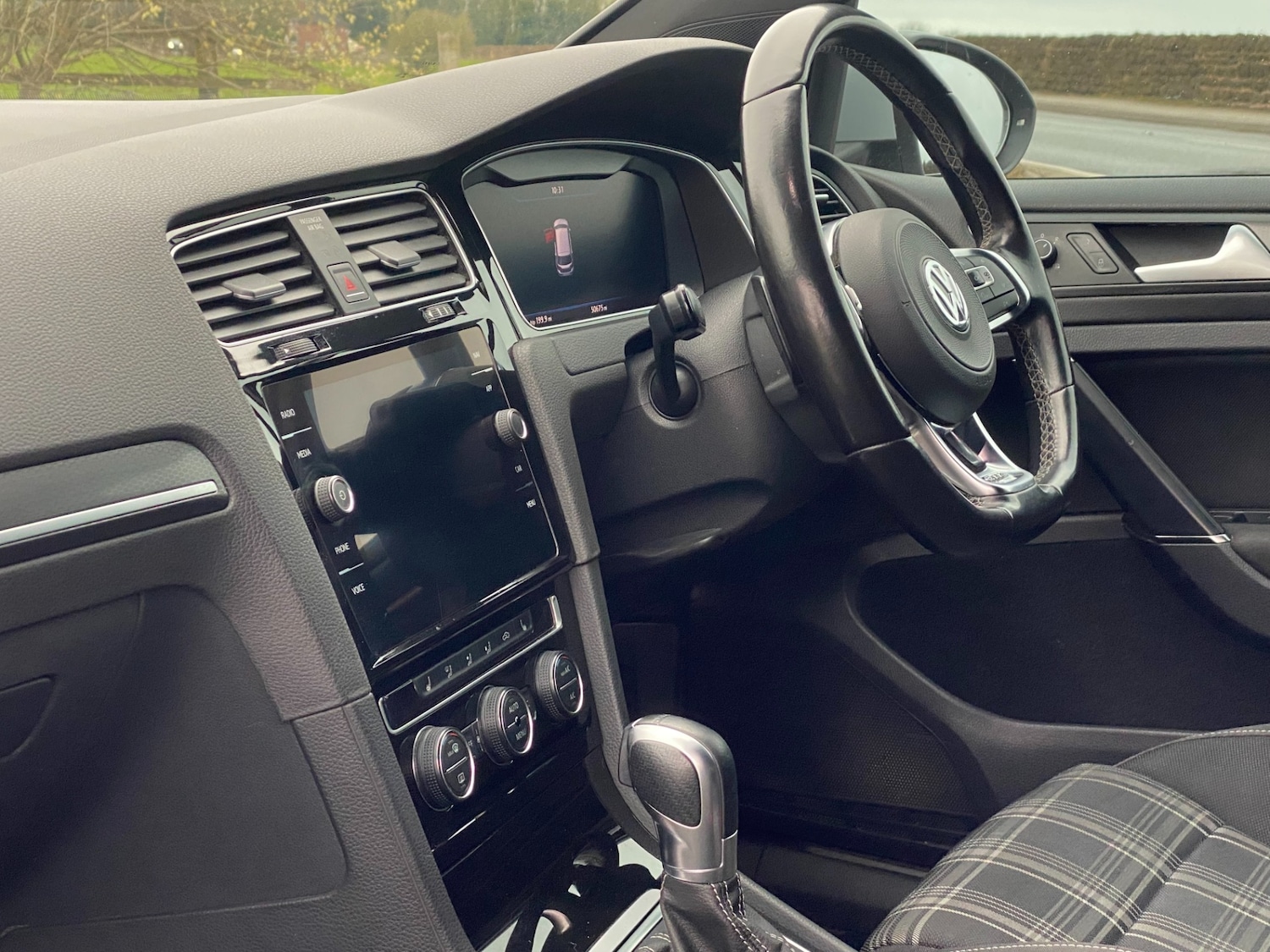 Used Volkswagen Golf 2017 for sale - 78045981: Photo 21