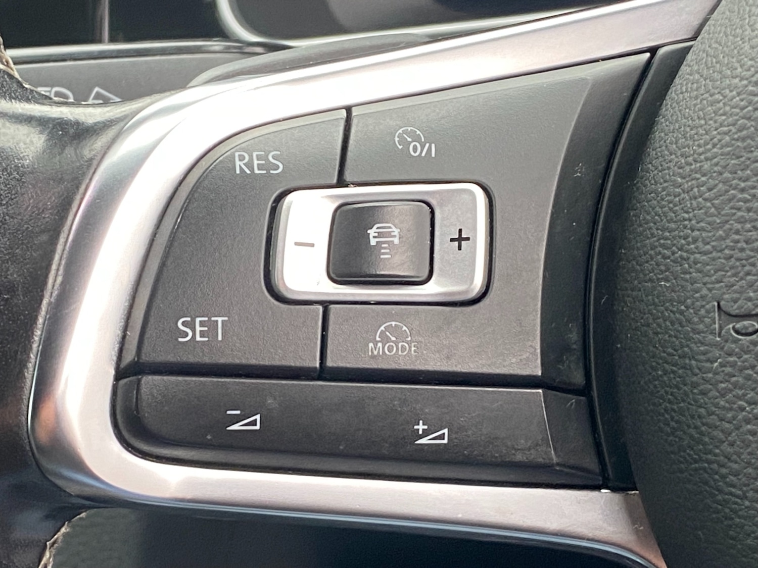 Used Volkswagen Golf 2017 for sale - 78045981: Photo 28