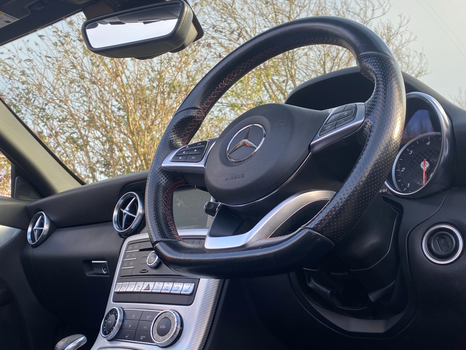 Used Mercedes-Benz SLC 2016 for sale - 76822043: Photo 44