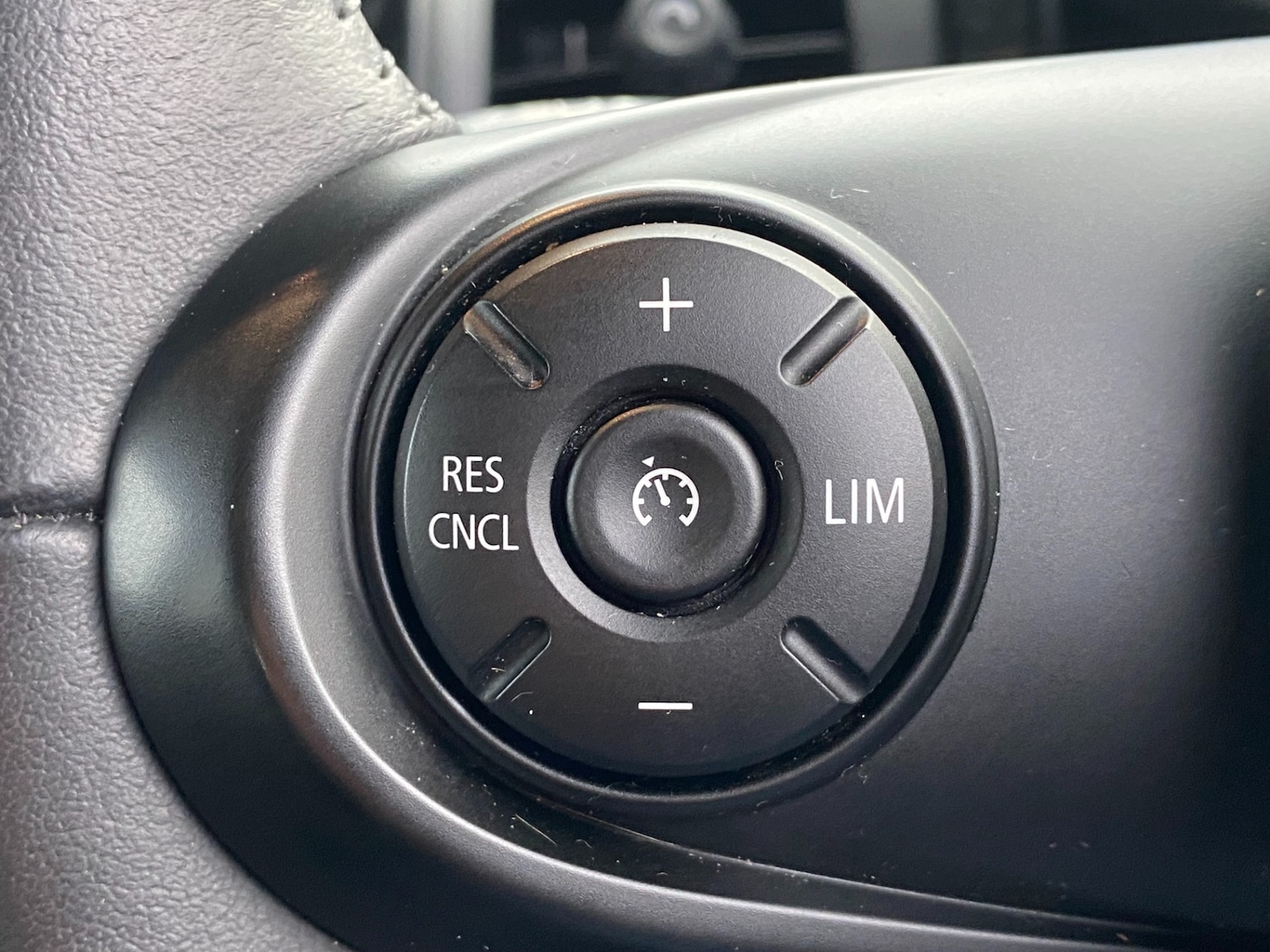 Used MINI Hatch 2017 for sale - 77013365: Photo 24