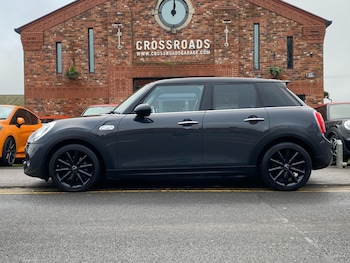 Used MINI Hatch 2017 for sale - 77013365: Photo