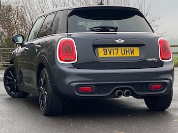 Used MINI Hatch 2017 for sale - 77013365: Photo