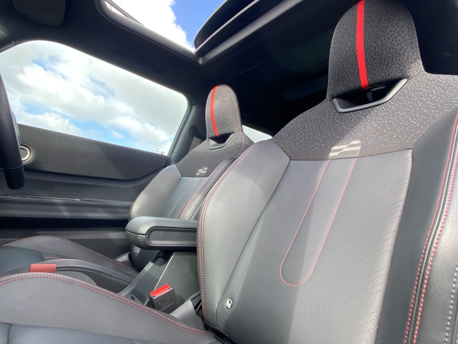 Used MINI Cooper 2024 for sale - 78057230: Photo 5