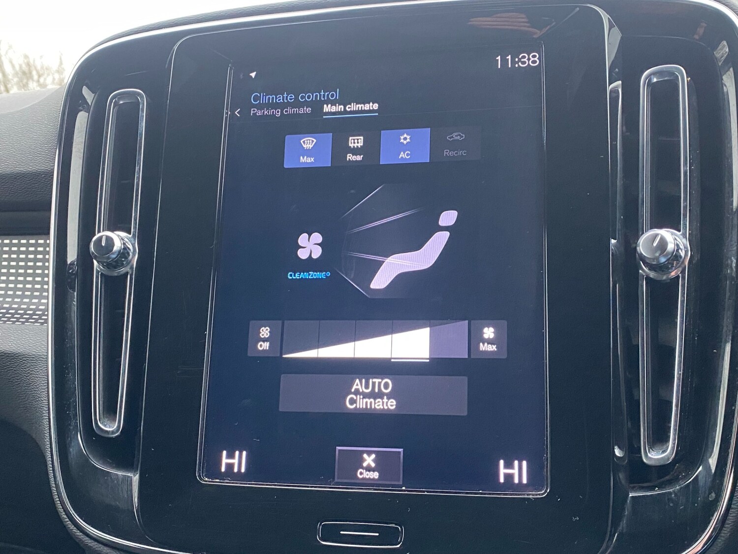 Used Volvo XC40 2019 for sale - 77306375: Photo 11