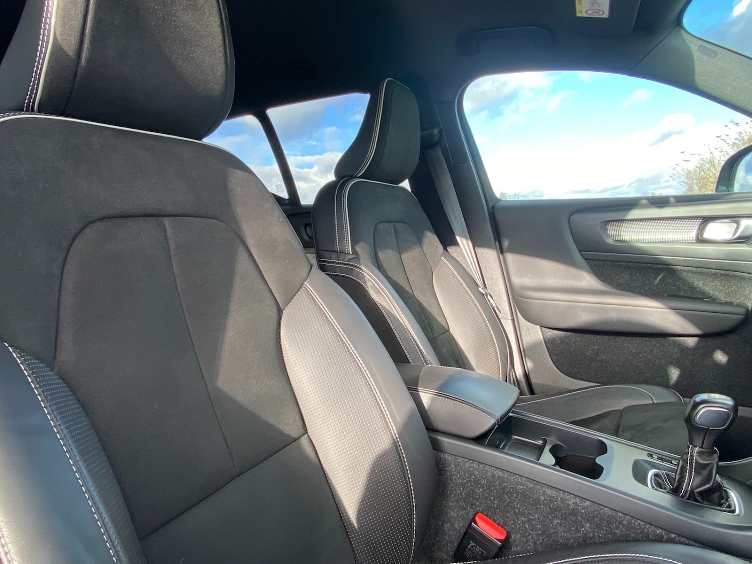 Used Volvo XC40 2020 for sale - 77548643: Photo 24