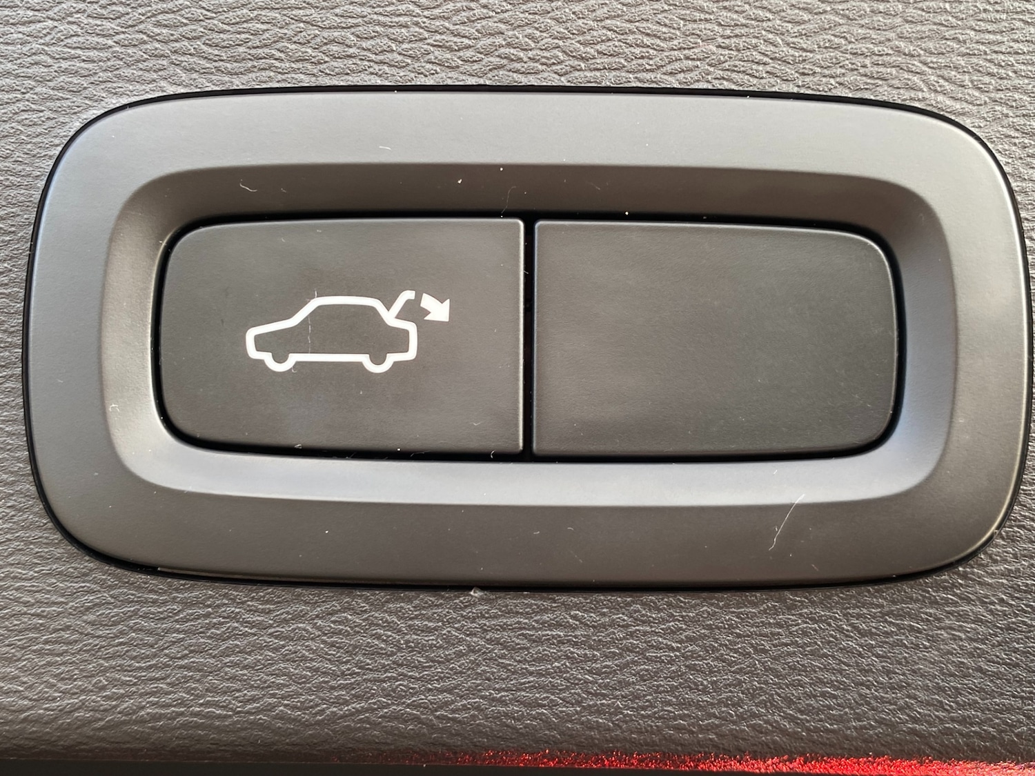 Used Volvo XC40 2020 for sale - 77548643: Photo 46