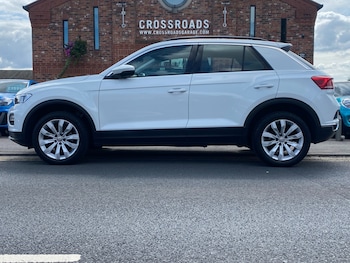 Used Volkswagen T-Roc 2018 for sale - 75386325: Photo