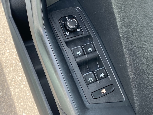 Used Volkswagen T-Roc 2018 for sale - 75386325: Photo 37