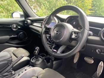 Used MINI Hatch 2021 for sale - 74760201: Photo