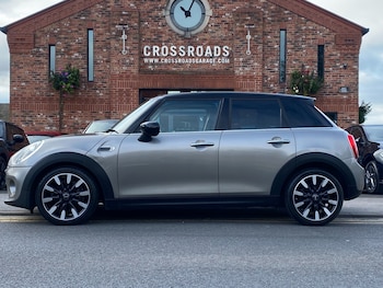 Used MINI Hatch 2020 for sale - 76225498: Photo 2