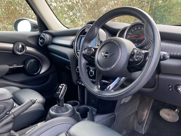 Used MINI Hatch 2020 for sale - 76225498: Photo 4
