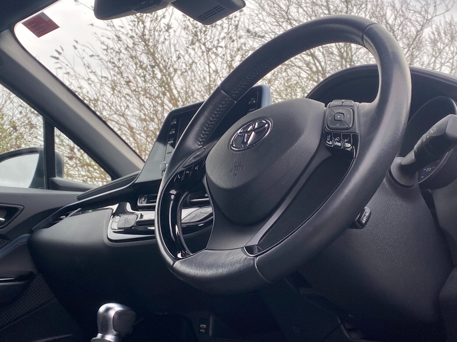 Used Toyota C-HR 2020 for sale - 77641745: Photo 37