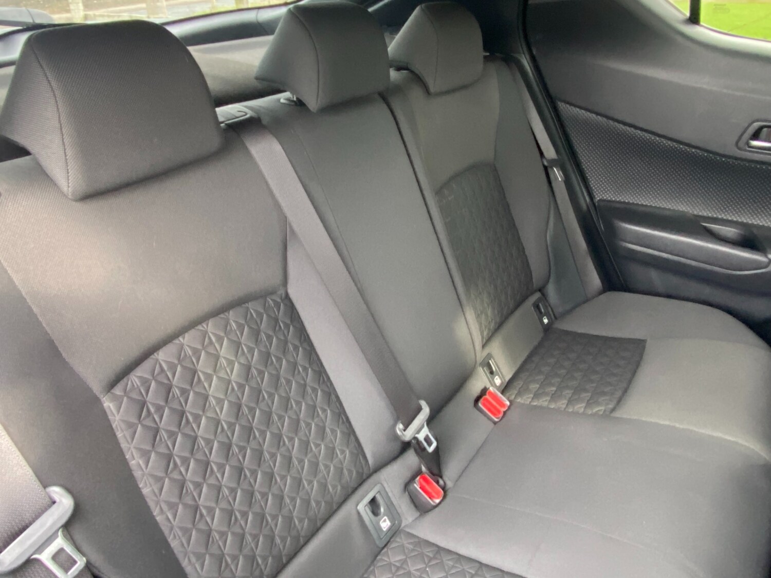 Used Toyota C-HR 2020 for sale - 77641745: Photo 42