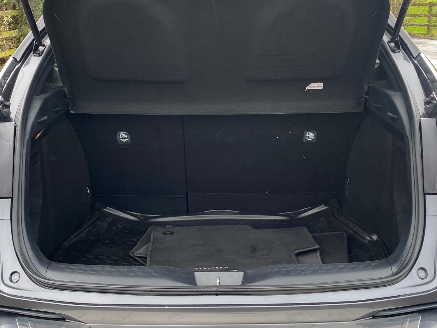 Used Toyota C-HR 2020 for sale - 77641745: Photo 43