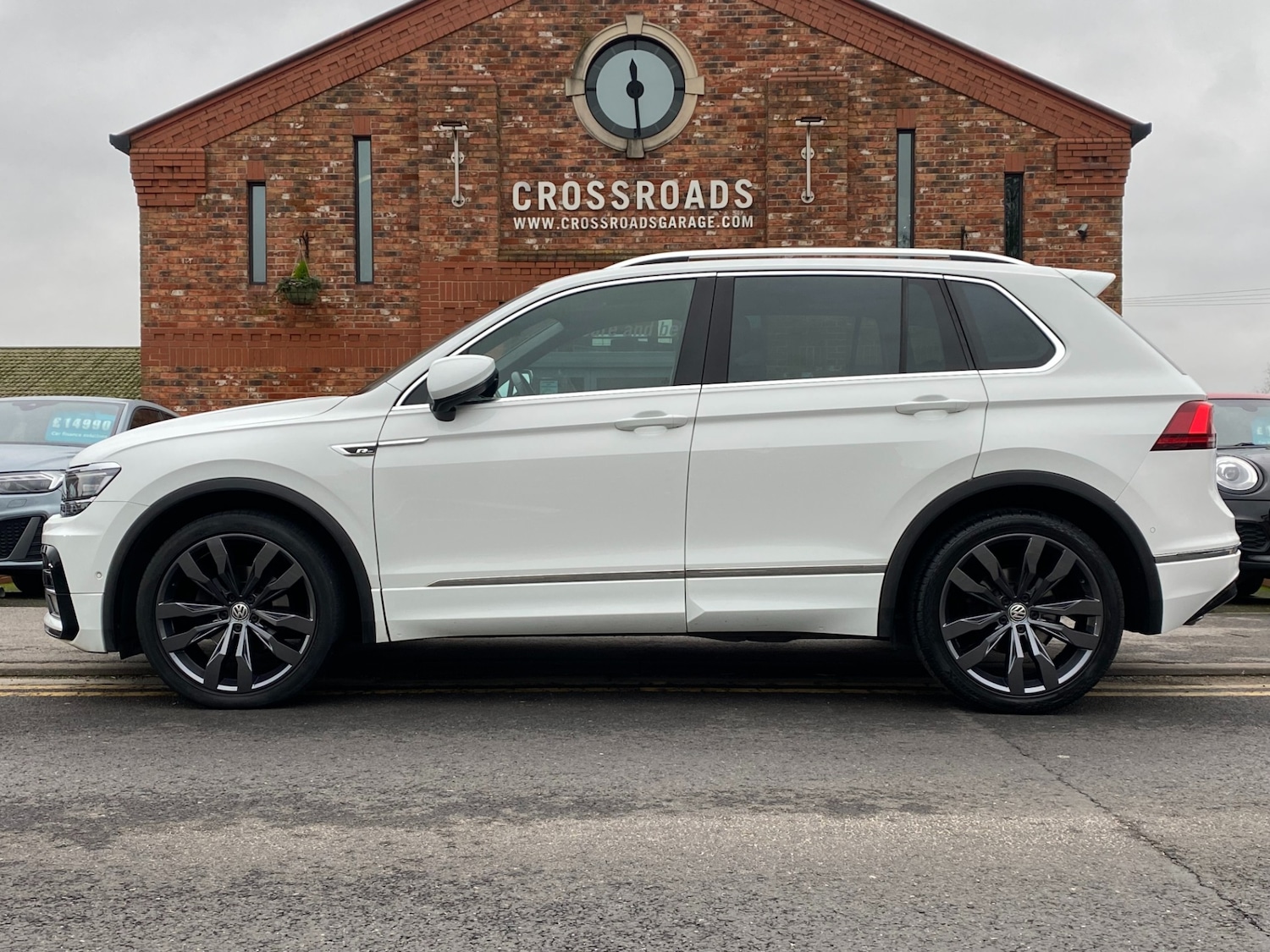 Used Volkswagen Tiguan 2018 for sale - 77039215: Photo 2