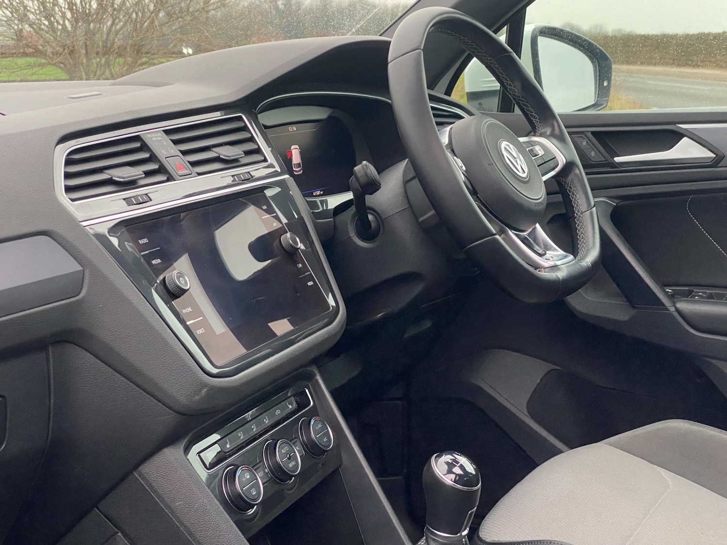 Used Volkswagen Tiguan 2018 for sale - 77039215: Photo 22