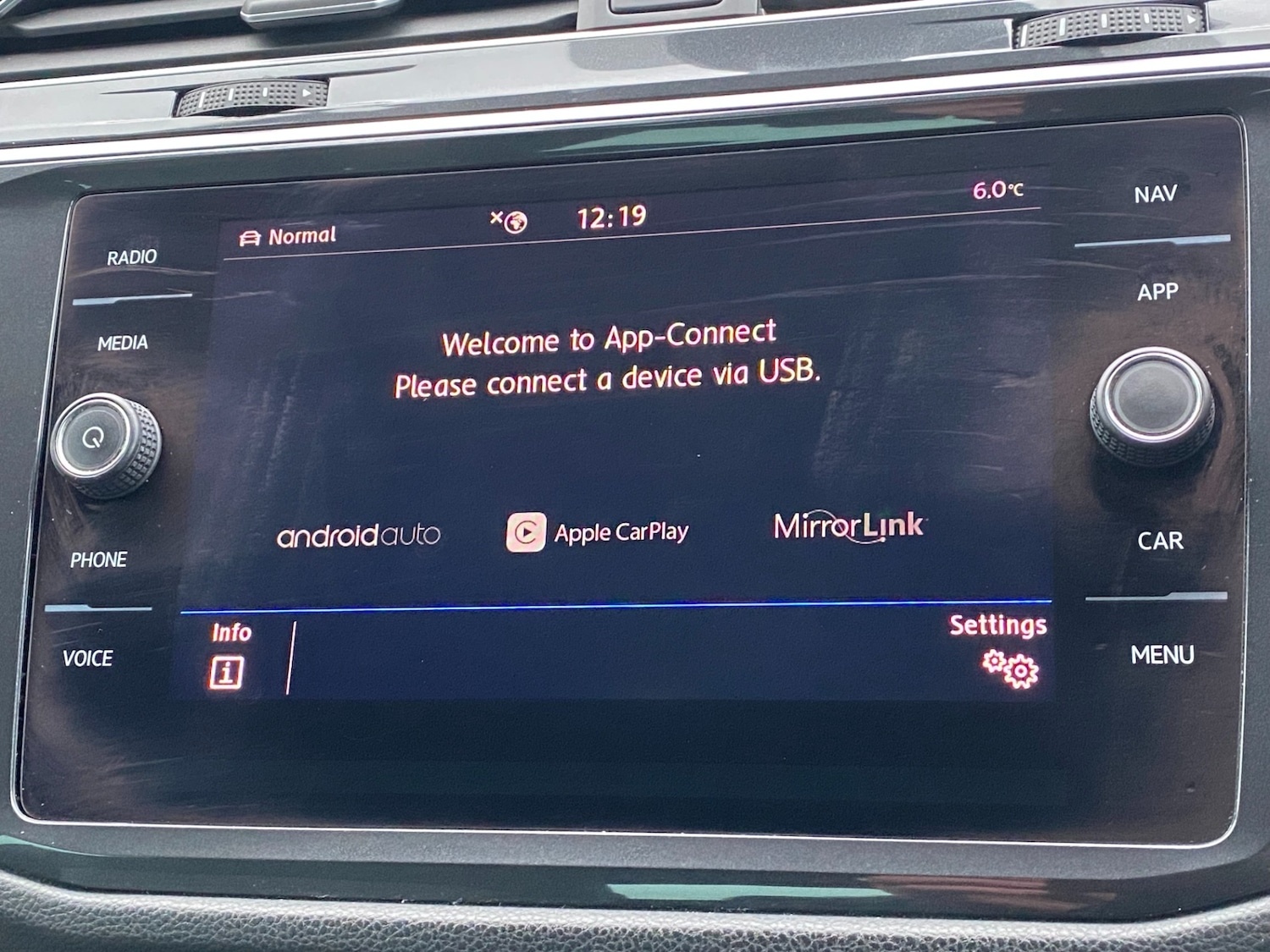 Used Volkswagen Tiguan 2018 for sale - 77039215: Photo 27