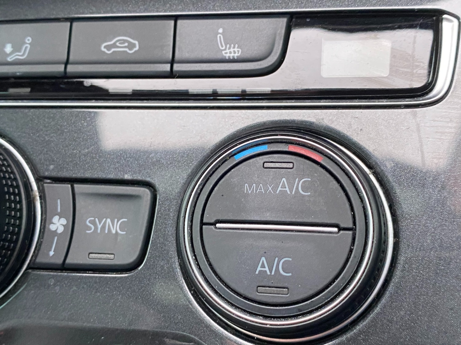 Used Volkswagen Tiguan 2018 for sale - 77039215: Photo 44