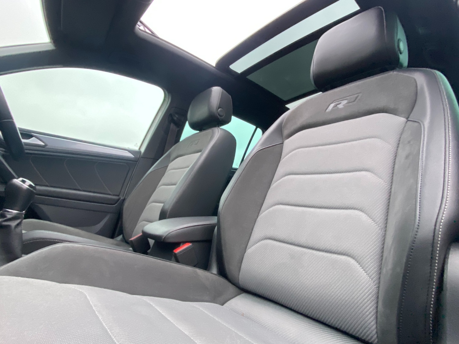 Used Volkswagen Tiguan 2018 for sale - 77039215: Photo 5