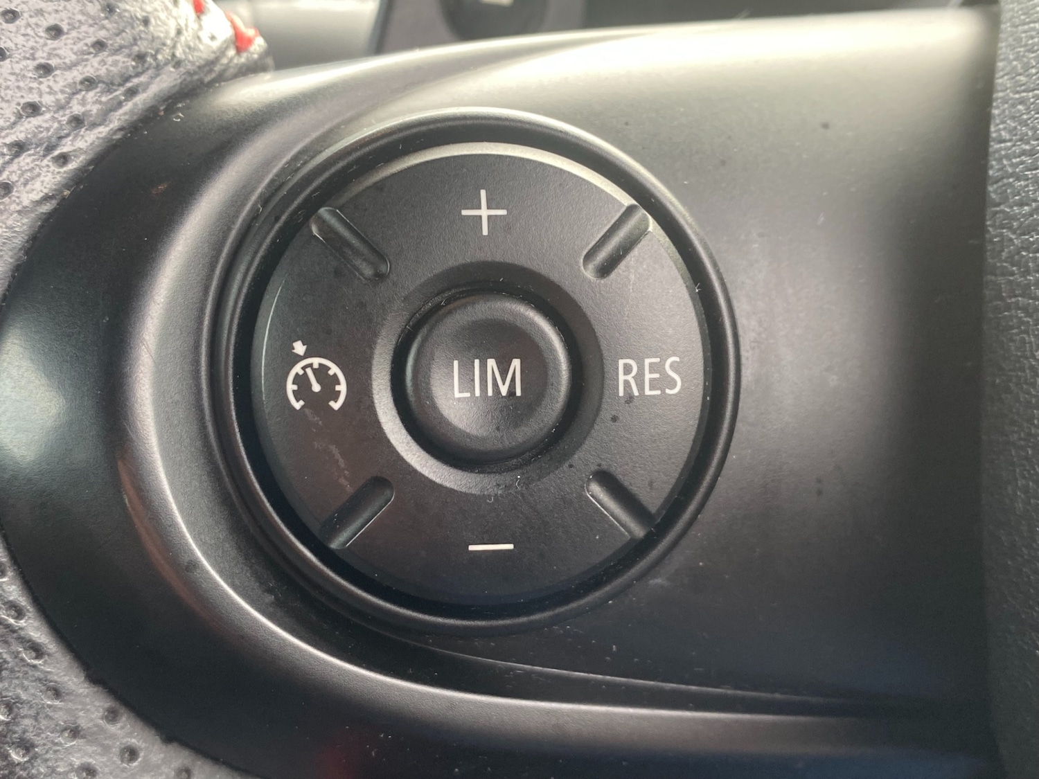 Used MINI Hatch 2015 for sale - 77071238: Photo 24