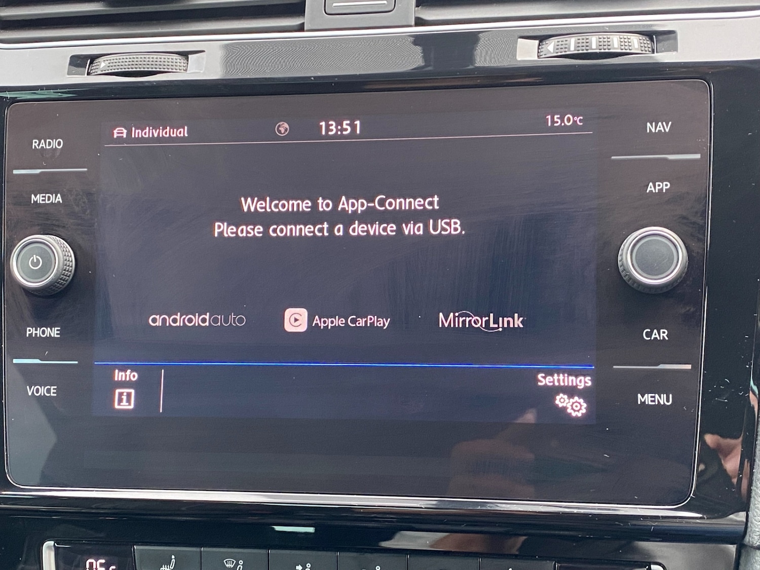 Used Volkswagen Golf 2018 for sale - 76497069: Photo 11