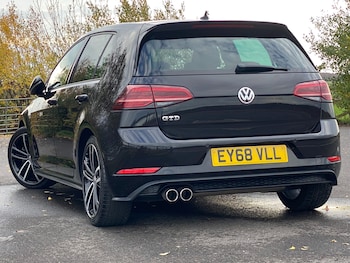 Used Volkswagen Golf 2018 for sale - 76497069: Photo