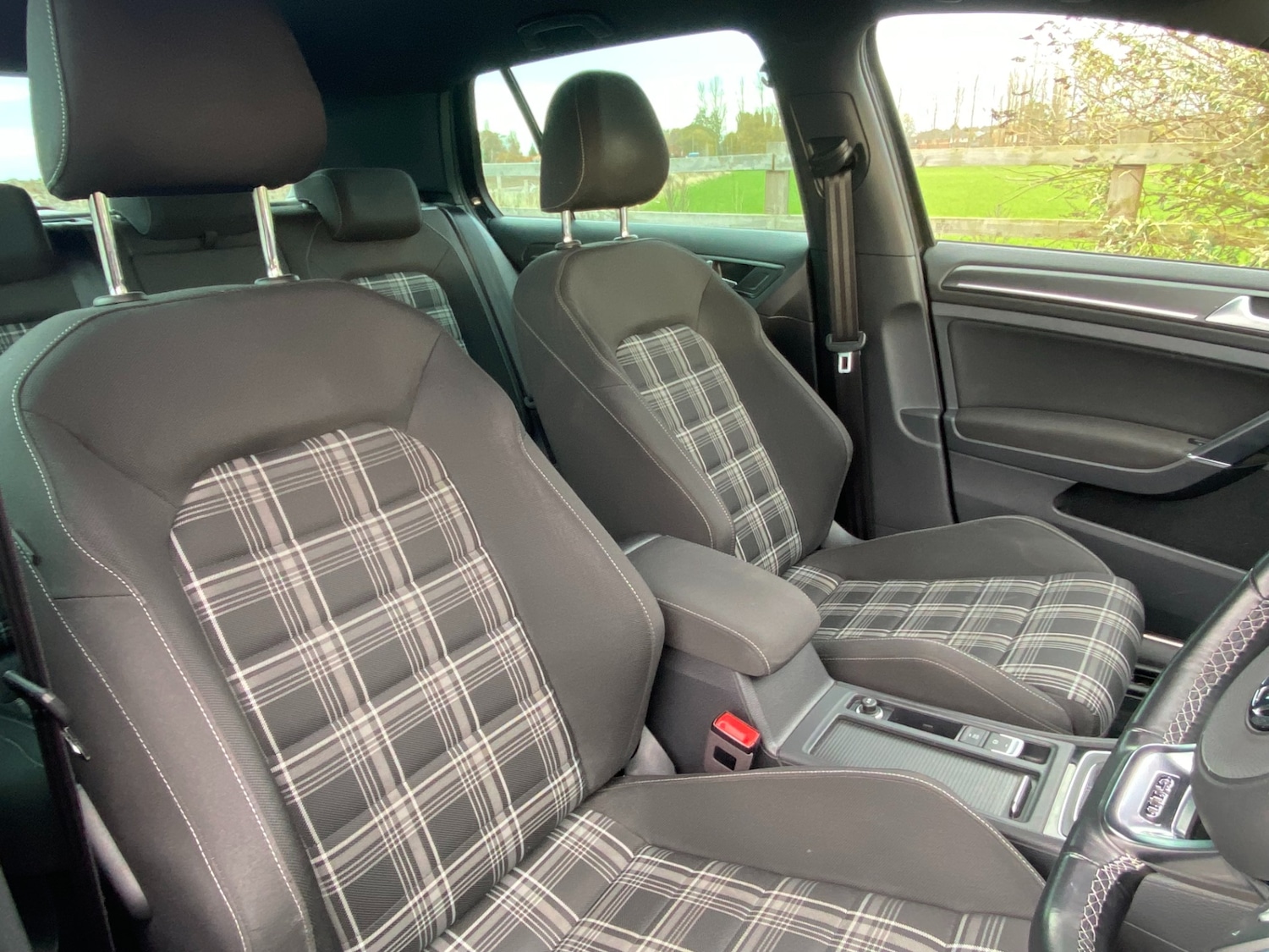 Used Volkswagen Golf 2018 for sale - 76497069: Photo 41