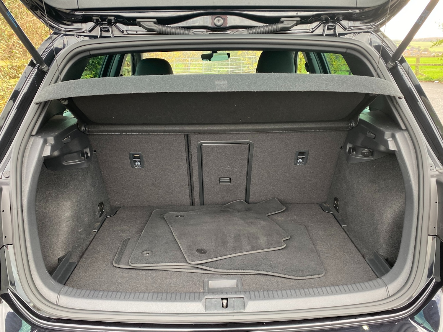 Used Volkswagen Golf 2018 for sale - 76497069: Photo 43