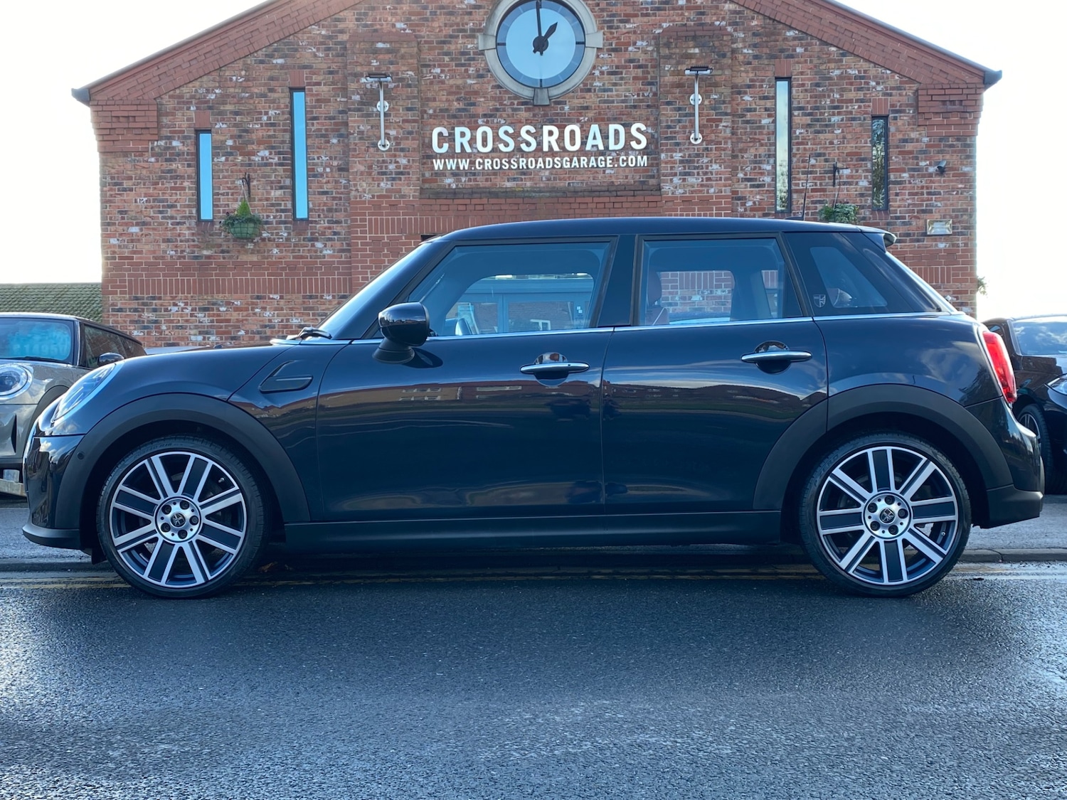 Used MINI Hatch 2022 for sale - 76440057: Photo 2