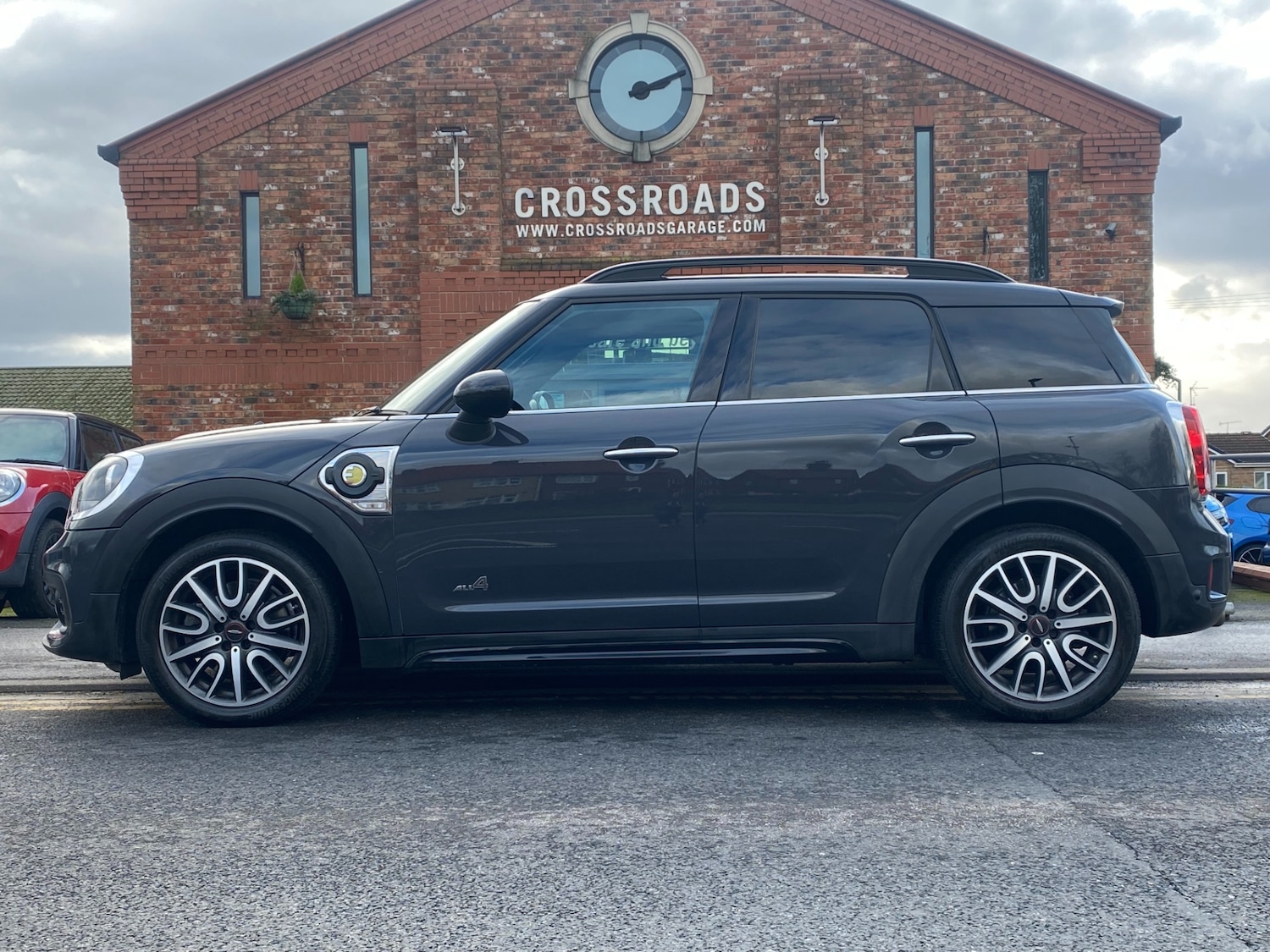 Used MINI Countryman 2019 for sale - 77407199: Photo 2