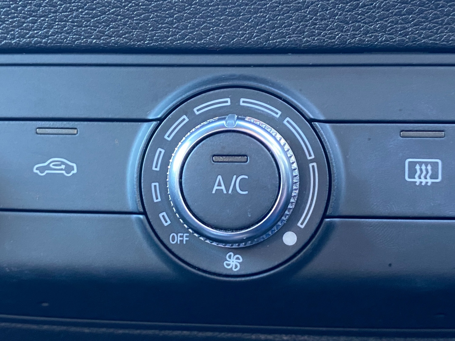 Used Audi Q2 2020 for sale - 76785365: Photo 40