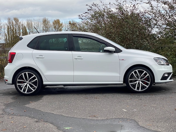 Used Volkswagen Polo 2015 for sale - 76336023: Photo 17