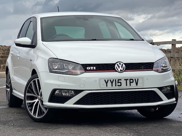 Used Volkswagen Polo 2015 for sale - 76336023: Photo 1