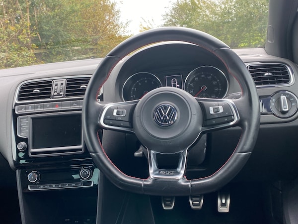 Used Volkswagen Polo 2015 for sale - 76336023: Photo 22