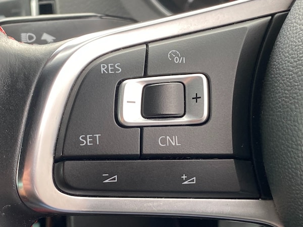 Used Volkswagen Polo 2015 for sale - 76336023: Photo 26
