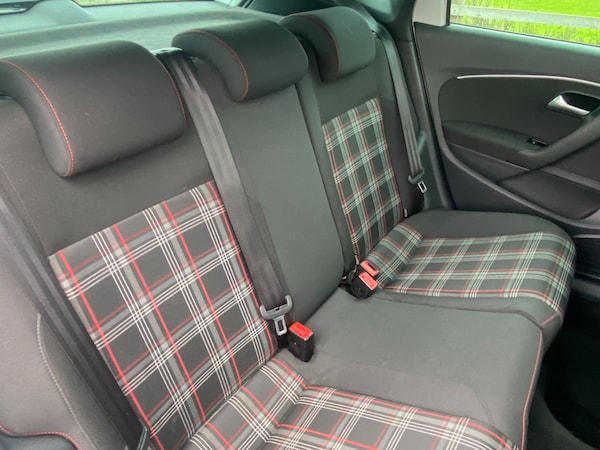 Used Volkswagen Polo 2015 for sale - 76336023: Photo 40