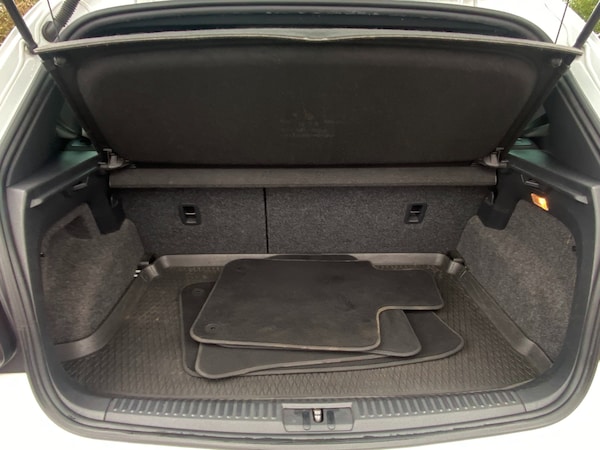 Used Volkswagen Polo 2015 for sale - 76336023: Photo 41