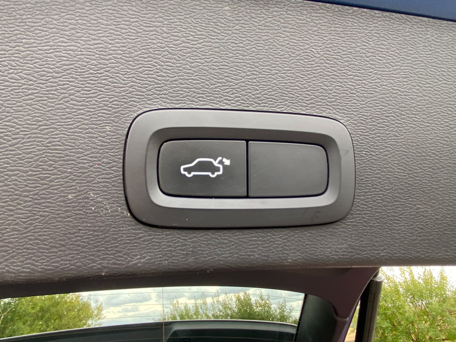 Used Volvo XC40 2020 for sale - 76107631: Photo 49