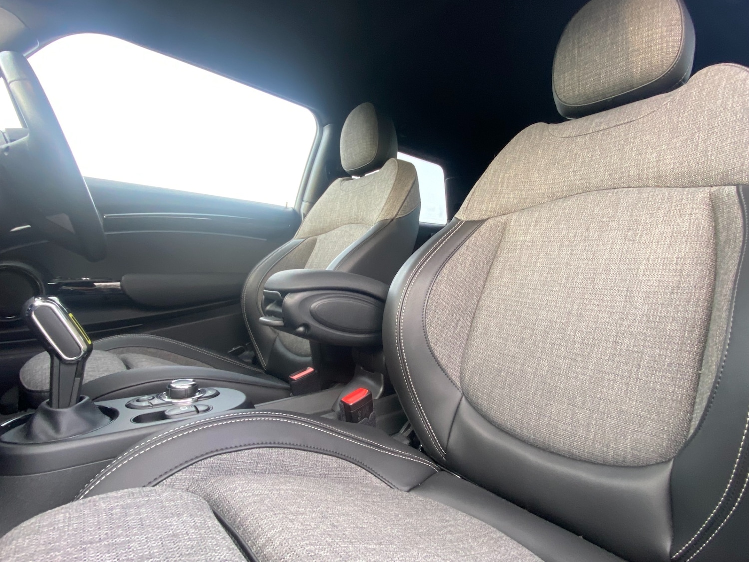 Used MINI Hatch 2022 for sale - 77139260: Photo 5