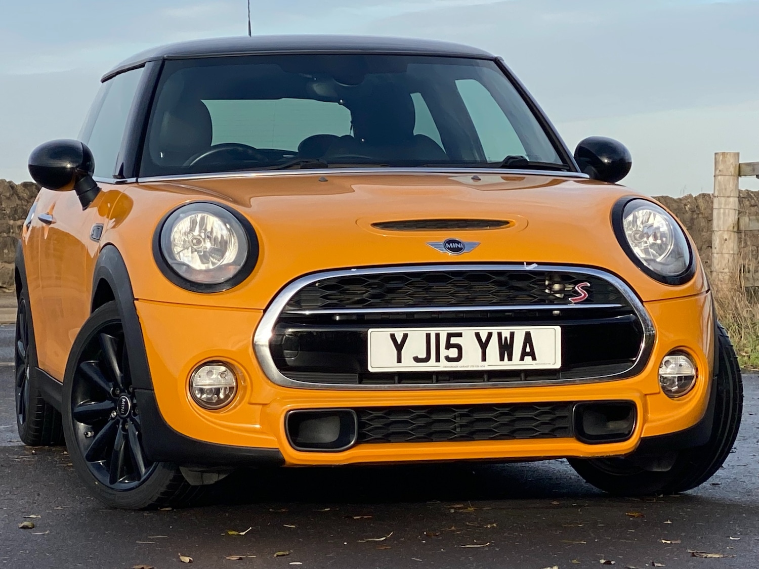 Used MINI Hatch 2015 for sale - 76837595: Photo 1