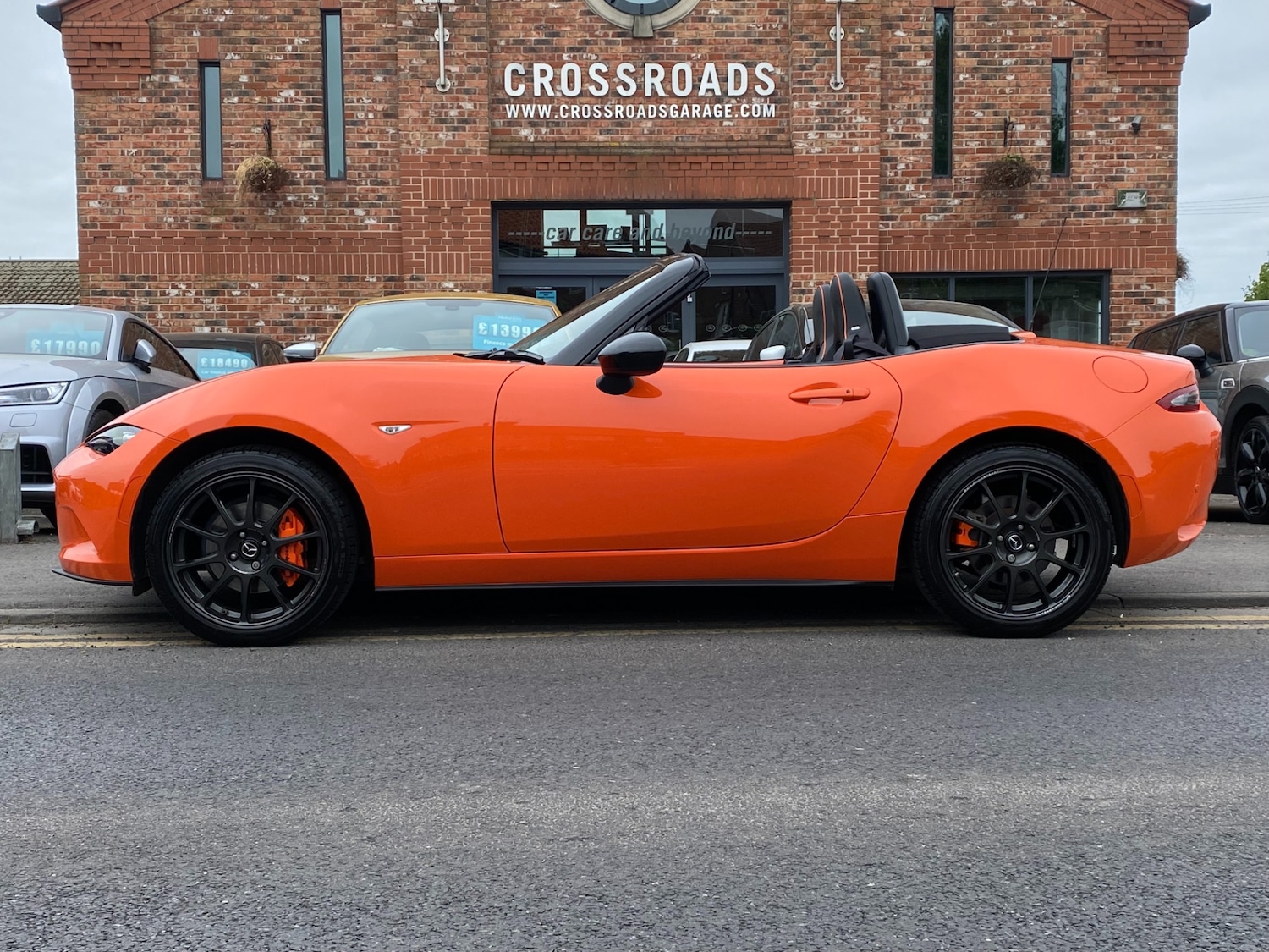 Used Mazda MX-5 2019 for sale - 78202532: Photo 2