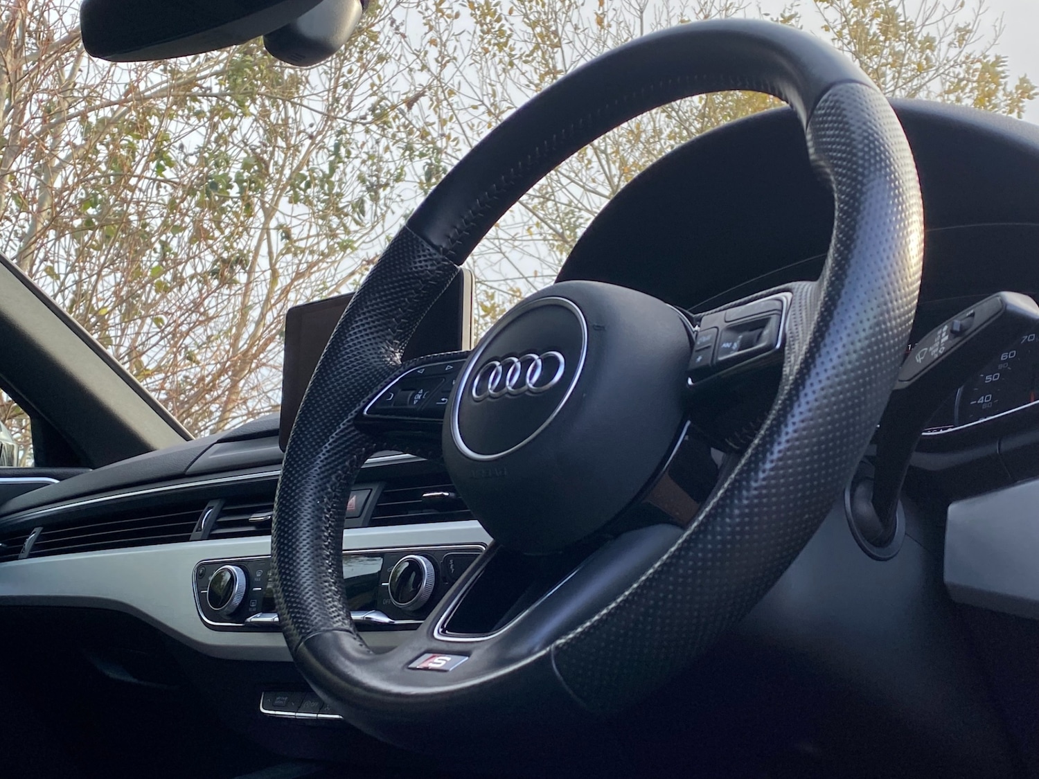 Used Audi A4 2019 for sale - 76643775: Photo 36