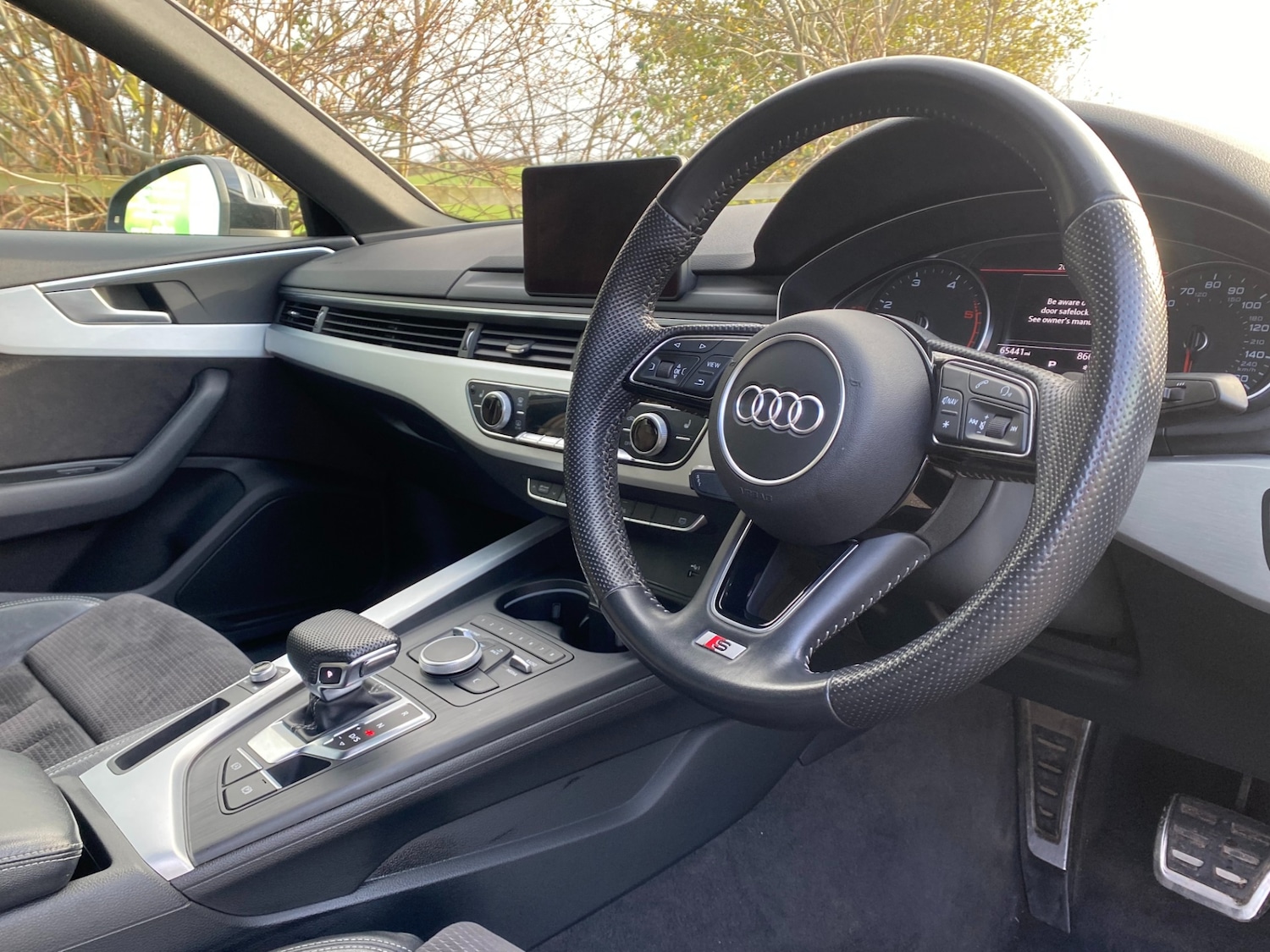 Used Audi A4 2019 for sale - 76643775: Photo 4