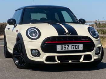 2019 (19) - 1.5 Cooper II 3dr - JCW Styling & Heated Seats & Parking Sensors
